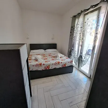 Kevin's House 1 *